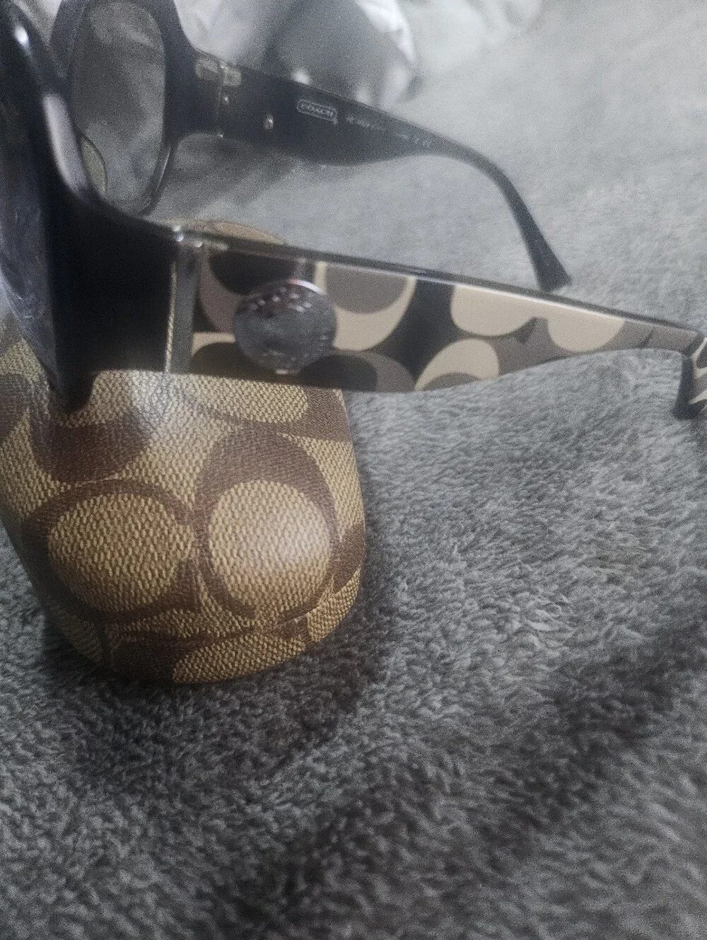 Coach Designer Sunglasses With Case NEW